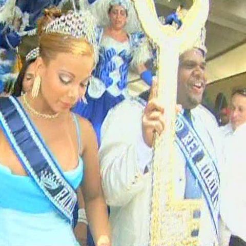 Duminică a fost prima zi de competiţie la Caranavalul de la Rio de Janeiro 