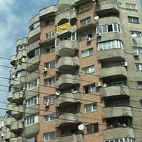 Statul ar putea plăti 50 % din costul lucrărilor de reabilitare termică a blocurilor 