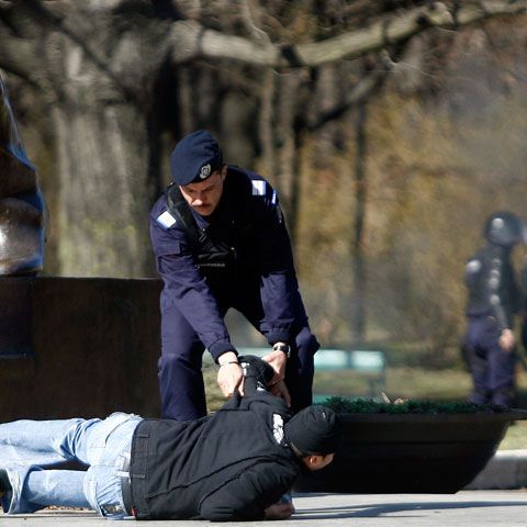 160 de urmăriţi general au fost prinşi într-o săptămână de poliţişti