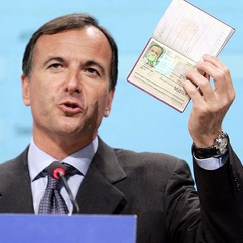 Roma cere Bucureştiului să garanteze că în Italia nu vor mai ajunge infractori români