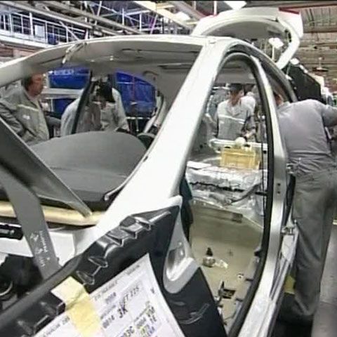 CE: Producătorii auto trebuie să-şi rezolve problemele pe cont propriu