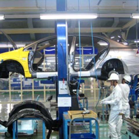 Industria auto din Japonia a înregistrat o scădere record