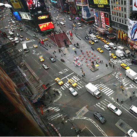 Broadway se transformă într-un mall în aer liber, fără trafic auto