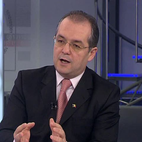 Legea care interzice cumulul pensiei cu salariu, trimisă în Parlament 