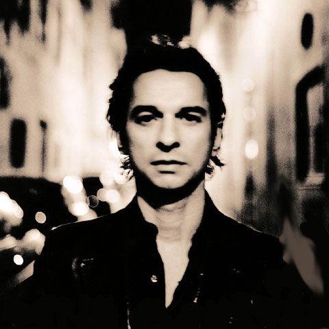  Dave Gahan promite că noul turneu Depeche Mode va fi la fel de "temperamental" ca şi muzica trupei