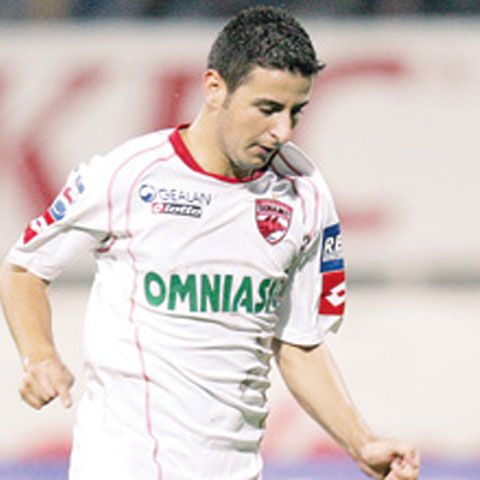 Dinamo a obţinut o victorie categorică în faţa echipei Pandurii Tg. Jiu