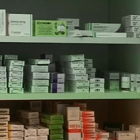 Compensarea medicamentelor cu 90% este o intenţie bună, dar care creşte birocraţia, spun medicii