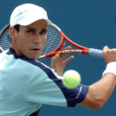 Tenis - Victor Hănescu: Anul trecut i-am cam bătut pe ruşi şi e bine că mă ştiu de frică