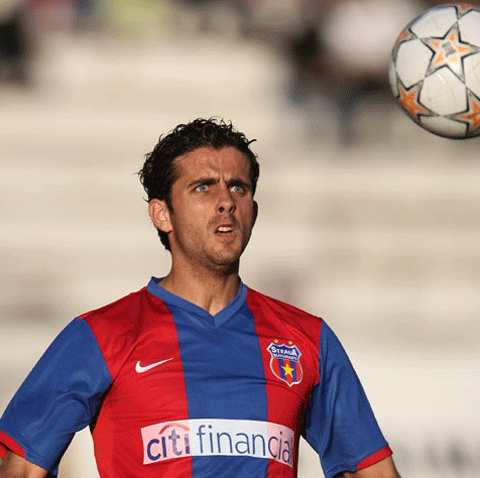 Steaua - Transferul lui Vali Badea la Changchun Yatai a eşuat, iar jucătorul s-a întors în Ghencea