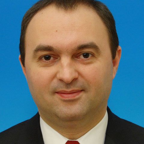 Adomniţei a rămas fără permis pentru că mergea cu 155 kilometri pe oră