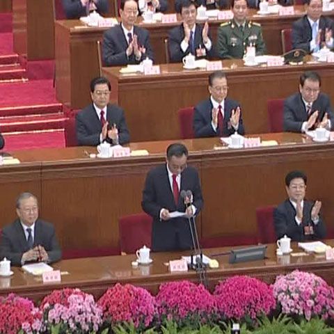 În plină criză economică, Beijingul îşi propune o creştere de 8%