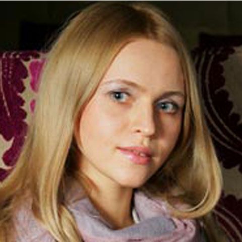 Eroina tinerilor pro-Putin face furori pe internet