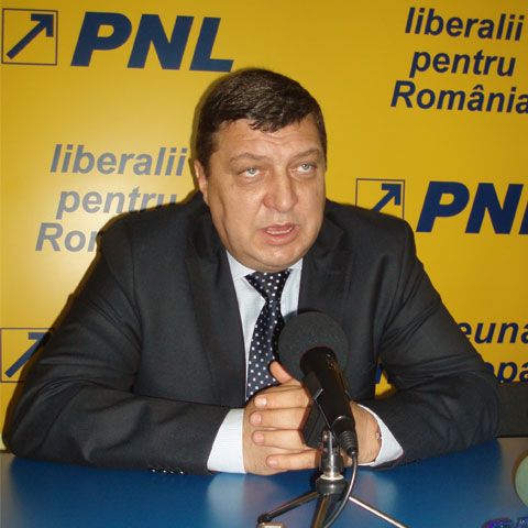 Atanasiu spune că Geoană va fi candidatul PSD la preşedinţie, întrucât e confortabil pentru Băsescu