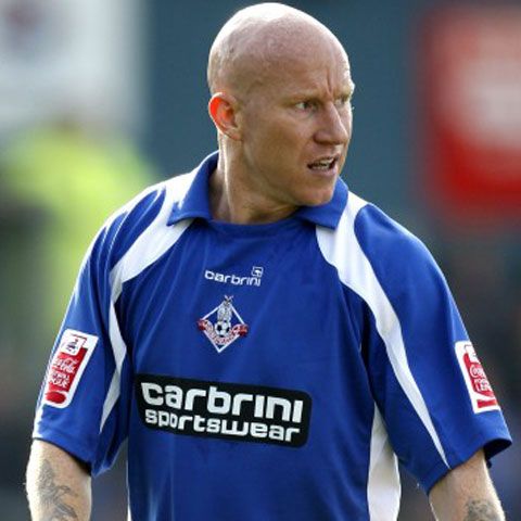 Băutura, bat-o vina! Un fotbalist s-a bătut cu antrenorul său, după o ieşire în oraş