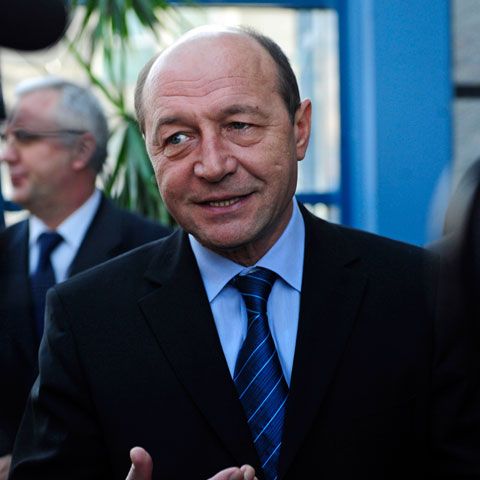 Băsescu: Fiica mea, Elena, nu e nici securistă, nici infractoare