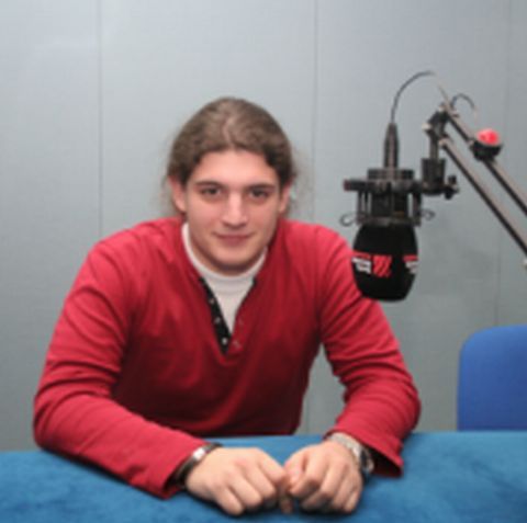 Tinerii autori Stoian Bogdan şi Şerban Anghene, premiaţi de Uniunea Scriitorilor