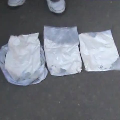 Poliţiştii din Bucureşti au capturat peste două kilograme de heroină 