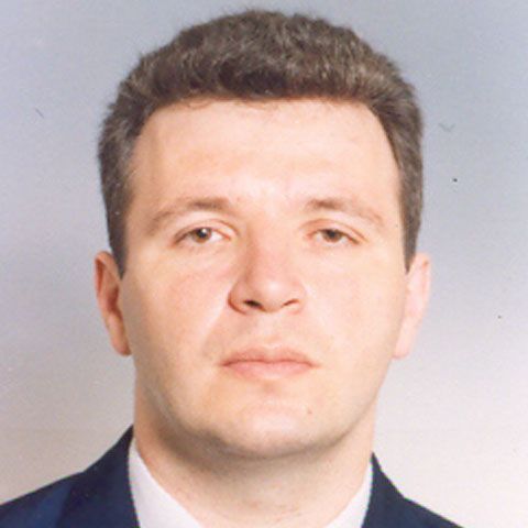 Academia Caţavencu: Şeful Institutului de Cercetări în Transporturi ar fi avut un venit de aproape 10.000 euro pe lună