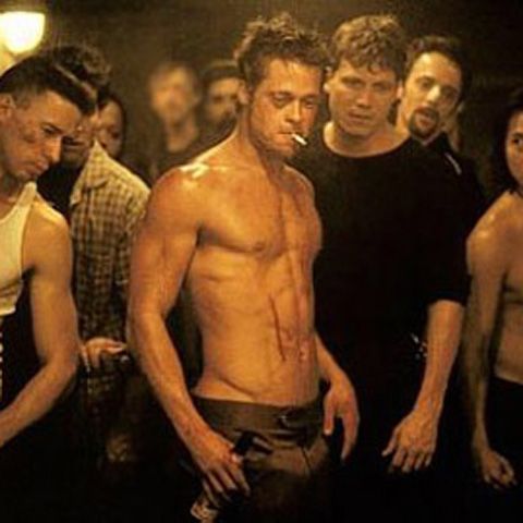 Tineri cu handicap dintr-o instituţie din SUA obligaţi să se bată ca în "Fight club"