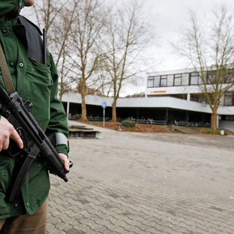 15 morţi, în atacul armat de la şcoala din Germania 