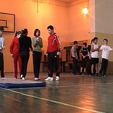 Secretarul general al FEN: Orele de educaţie fizică ar putea să nu fie obligatorii pentru toţi elevii