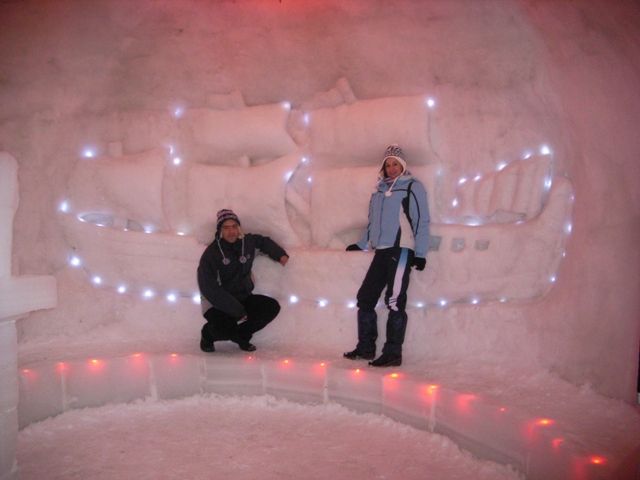 Concurs Realitatea.NET: Hotelul de gheaţă de la Bâlea Lac