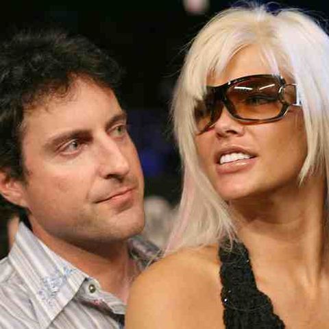 Anne Nicole Smith, ucisă de fostul iubit?