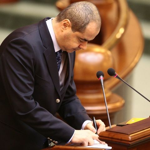 Necesarul MApN: Nave spaţiale, reactoare nuclere şi acceleratoare de particule