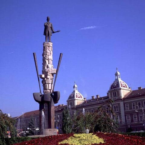 Circa 200 de maghiari clujeni au pornit mărşăluit de Ziua Maghiarilor de Pretutindeni