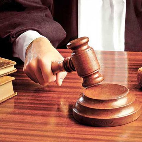 Foştii turnători sunt protejaţi de judecători