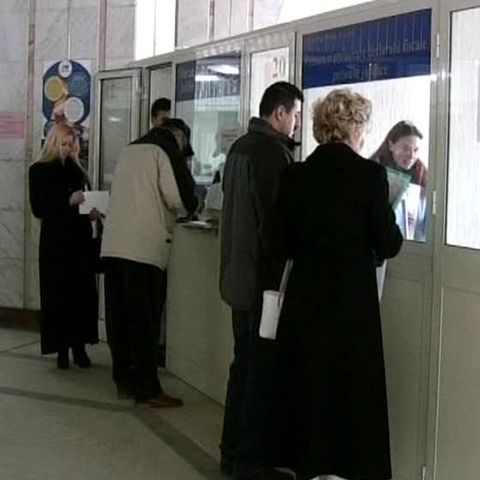 Ministerul Muncii vrea să taie premiile şi salariul de merit ca să facă economii de 1,1 miliarde lei