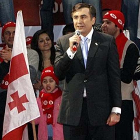 Cel mai mare ziar de opoziţie din Georgia se închide din cauza presiunilor politice