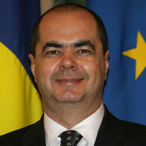 Dezbaterea REALITATEA.NET: Fă-i agenda ministrului Apărării, Mihai Stănişoară
