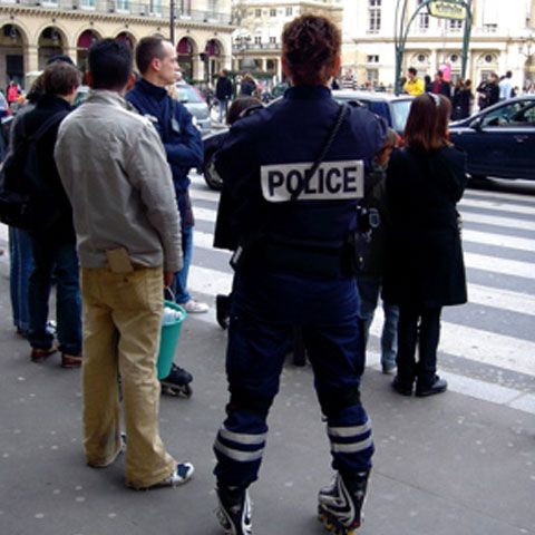 Ciocniri între studenţi şi poliţie la Paris