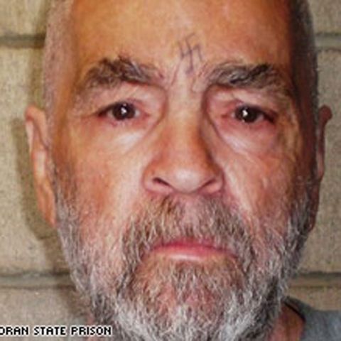 O fotografie recentă a lui Charles Manson a fost făcută publică