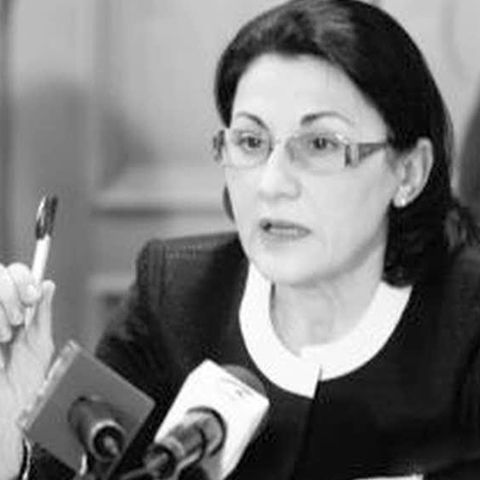 Profesorii nu vor mai putea să acorde ore de meditaţie 