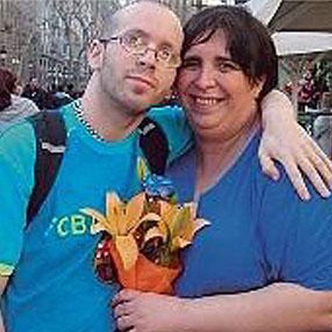 Un spaniol, primul bărbat din lume care va da naştere la gemeni