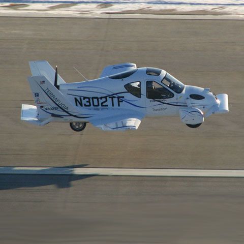 Transition, prima maşină-avion a zburat