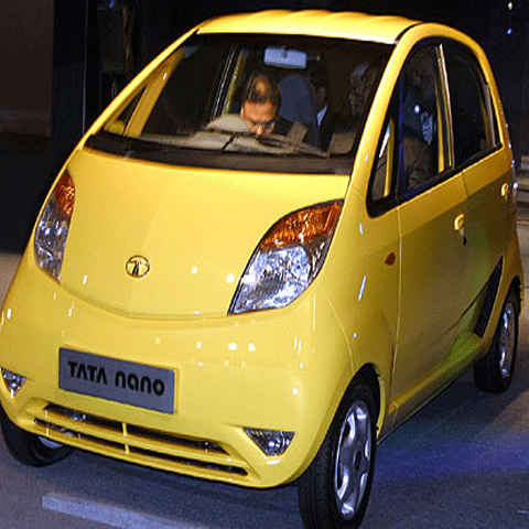 Tata Motors a lansat cea mai ieftină maşină din lume - GALERIE FOTO