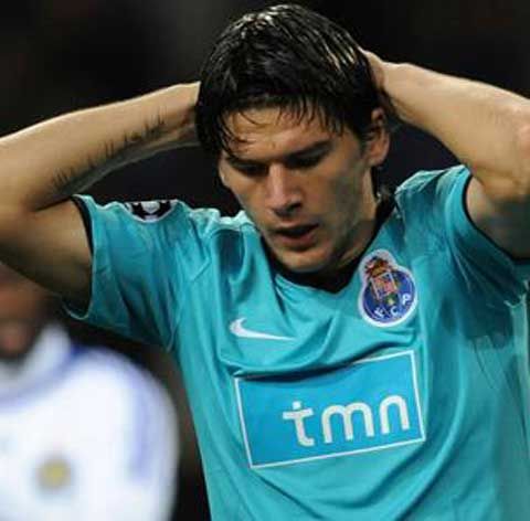 Portugalia - Săpunaru a fost integralist în meciul FC Porto-Estrela Amadora, scor 2-0