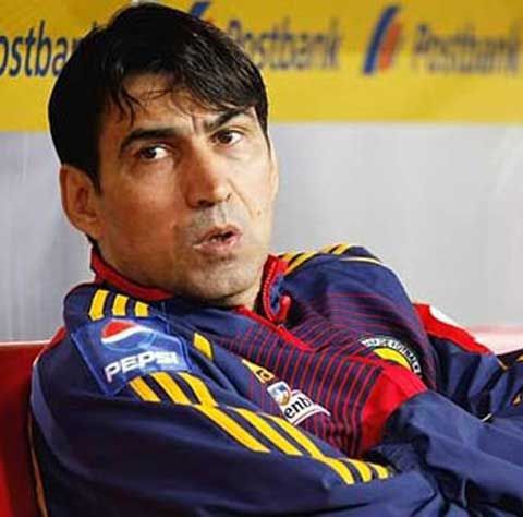 Victor Piţurcă speră ca jucătorii să fie "disperaţi după victorie" în meciul cu Serbia