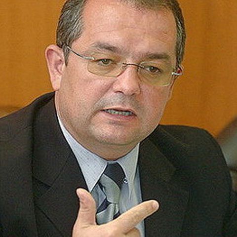 Premierul Emil Boc a vorbit astăzi la Palatul Victoria despre absorţia fondurilor europene