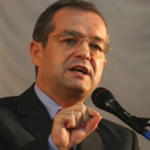 Emil Boc: Nu sunt mulţumit de modul în care s-a făcut absorţia fondurilor europene