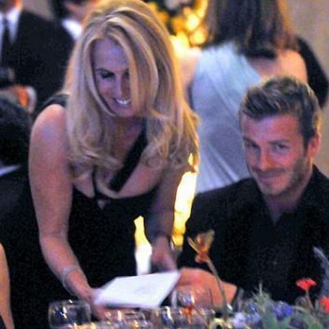 20.000 de euro pentru cine îl seduce pe David Beckham