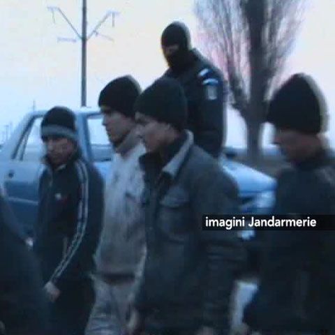 Combinatul de Celuloză din Chişcani a devenit ţinta hoţilor de fier vechi