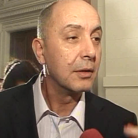 Cei trei reţinuţi în dosarul "Doi şi un sfert" au fost eliberaţi miercuri noapte