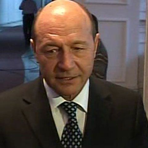 Traian Băsescu neagă că ar avea legături cu omul de afaceri Puiu Popoviciu