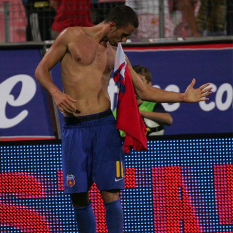 După ce a fost alungat de la Steaua, Arthuro a fost dat afară de la Terek  