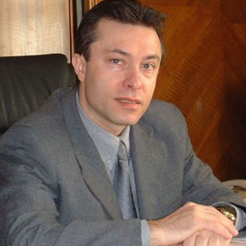 Cristian Diaconescu va da curs cererii venite din partea premierului în cazul Tiberiu Dinu şi îl va chema în ţară