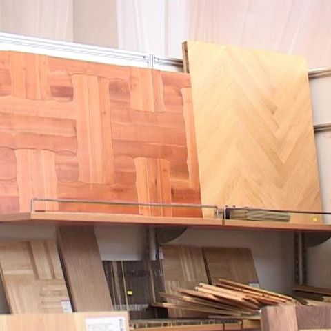 Sute de timişoreni au participat la târgul materialelor de construcţii din oraş 